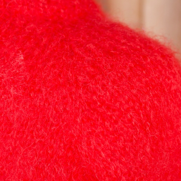 Vintage Handmade Knitted Mohair V-Neck RED Sweater Size Medium - Picture 9 of 16
